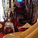 Rimini Club & فندق شومن