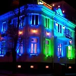 Rimini Club & شومن